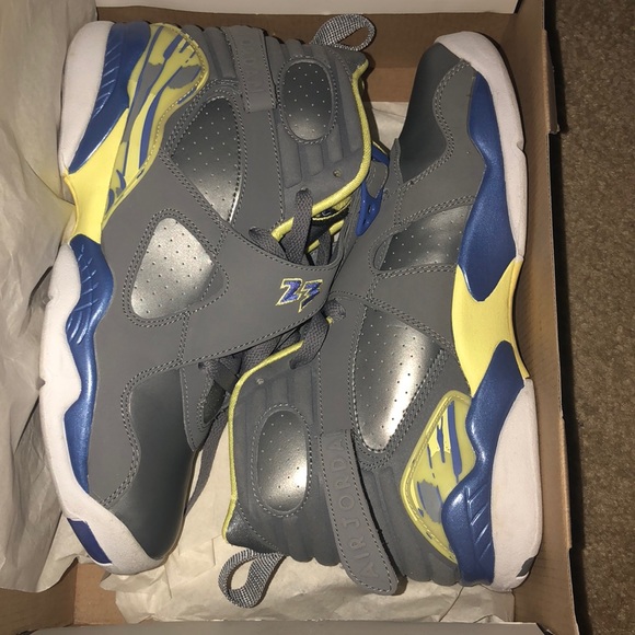 Jordan Shoes - Yellow and blue Jordan’s